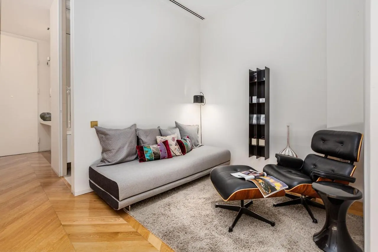 Luxury Paseo De Gracia Casa Batllo Apartment Barcelona