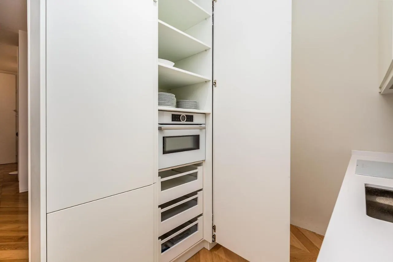 Luxury Paseo De Gracia Casa Batllo Apartment Barcelona Spain
