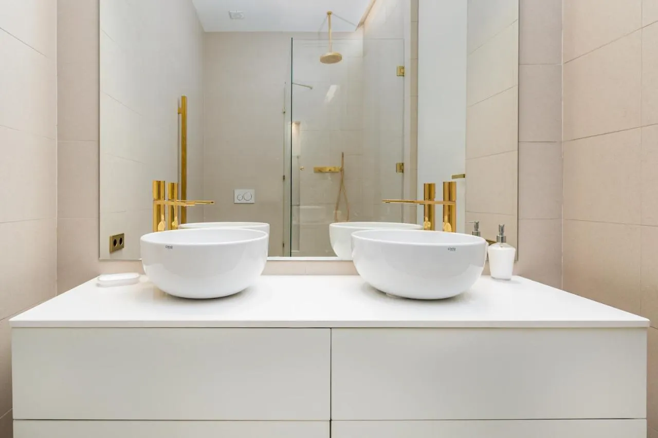 Luxury Paseo De Gracia Casa Batllo Apartment Barcelona
